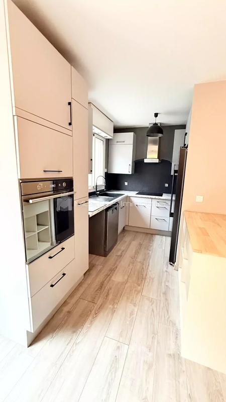 Appartement - 66 m² - 3 pièces