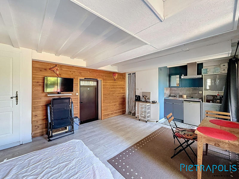 Villa - 222 m² - 7 pièces