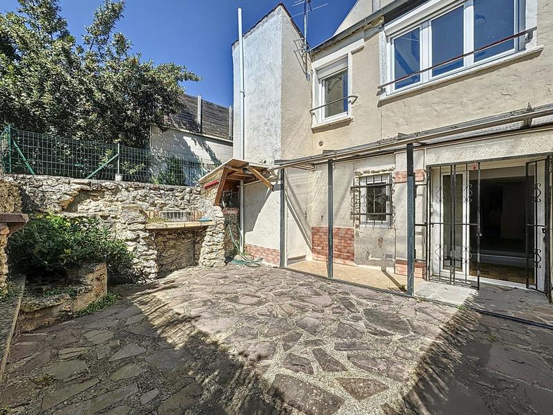 Maison - 115 m² - 6 pièces