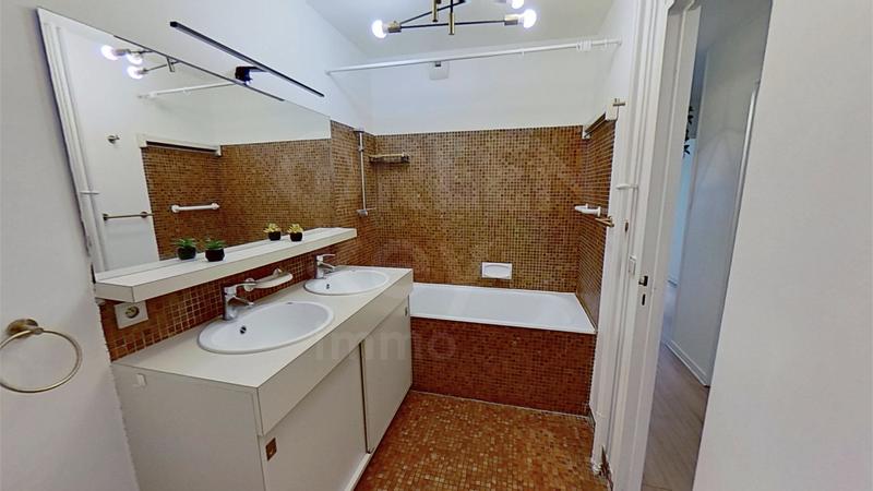 Appartement - 139 m² - 6 pièces