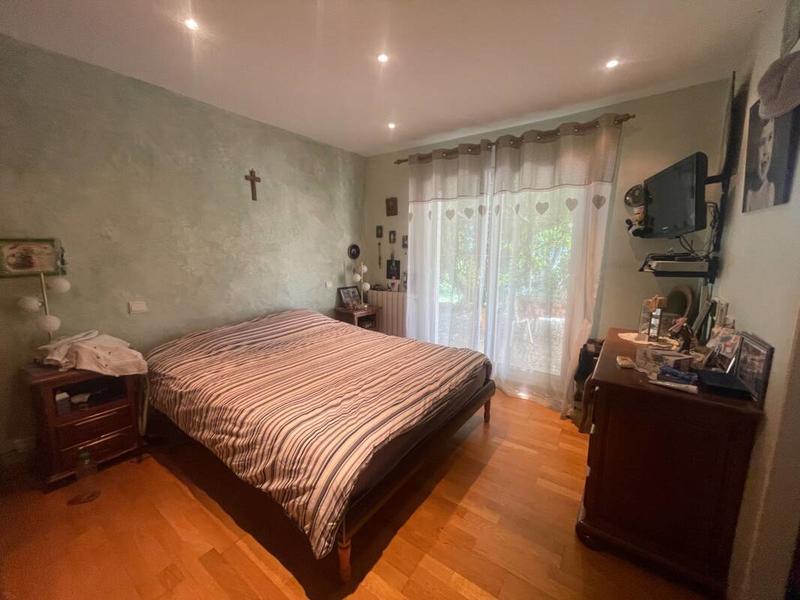 Villa - 168 m² - 6 pièces