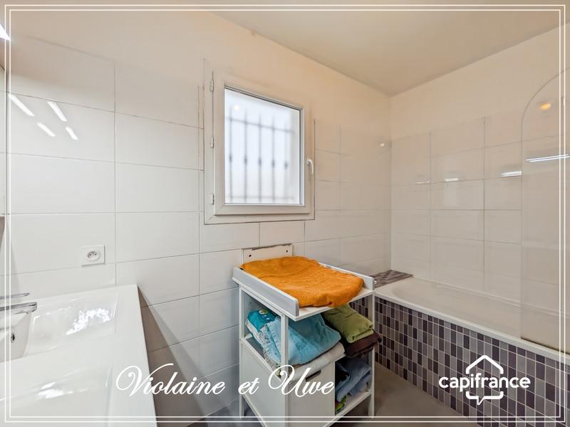 Villa - 159 m² - 8 pièces