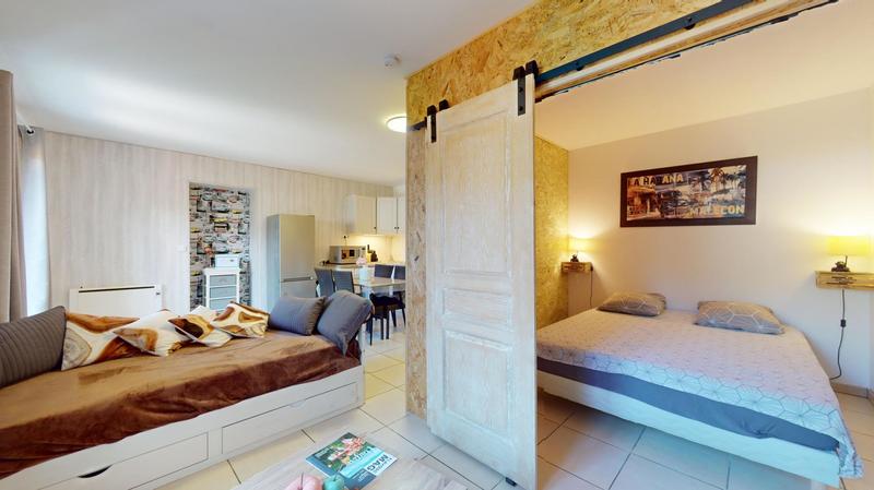 Maison - 181 m² - 9 pièces