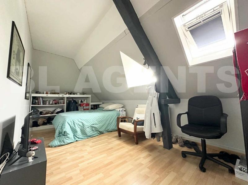 Maison de maîtres - 280 m² - 11 pièces