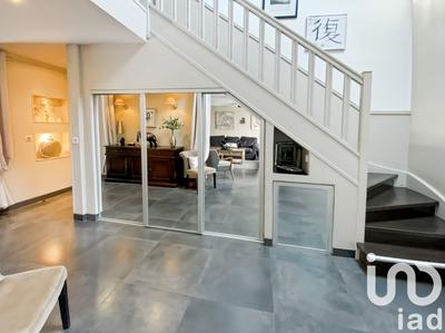 Maison - 185 m² - 7 pièces