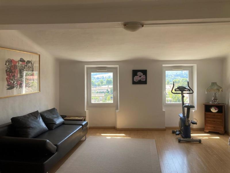 Maison de village - 180 m² - 8 pièces