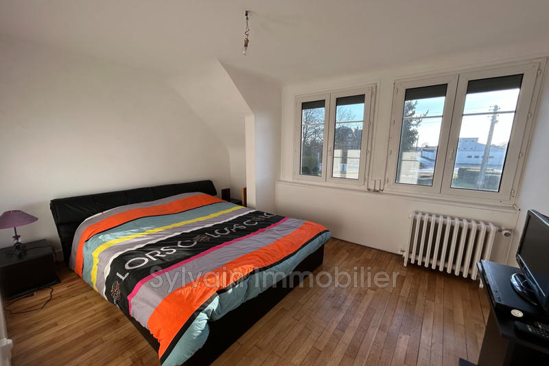 Maison - 104 m² - 5 pièces