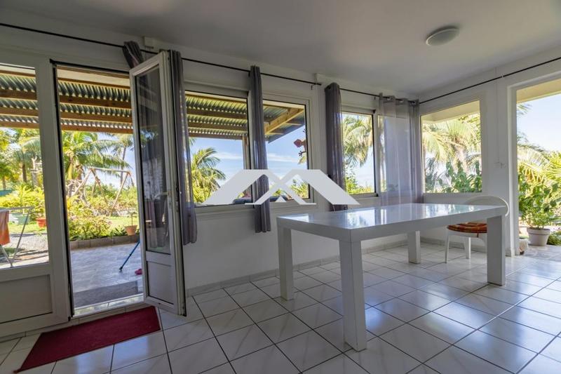 Maison - 250 m² - 9 pièces