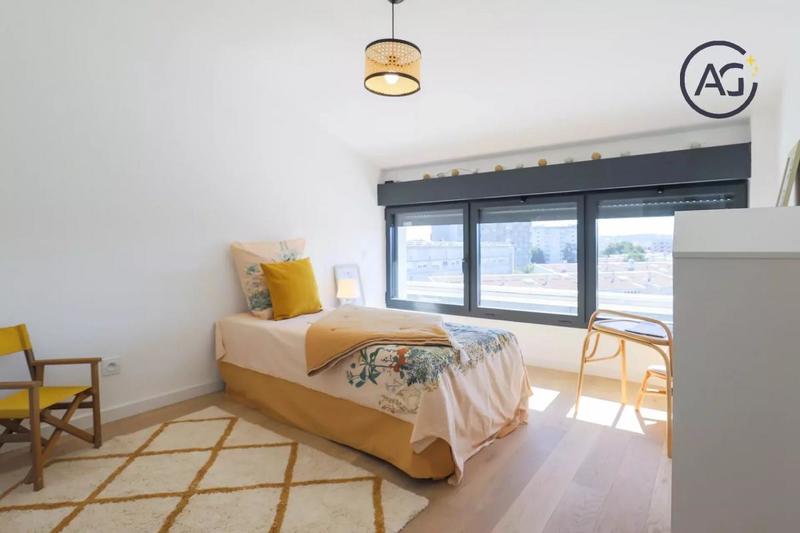 Duplex - 110 m² - 5 pièces