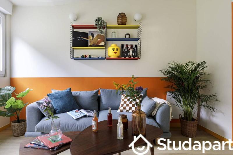 Chambre - 11 m² - 1 pièce