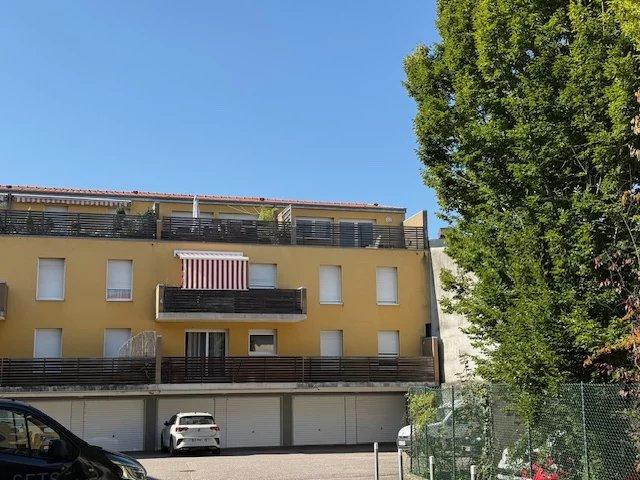 Appartement - 101 m² - 4 pièces