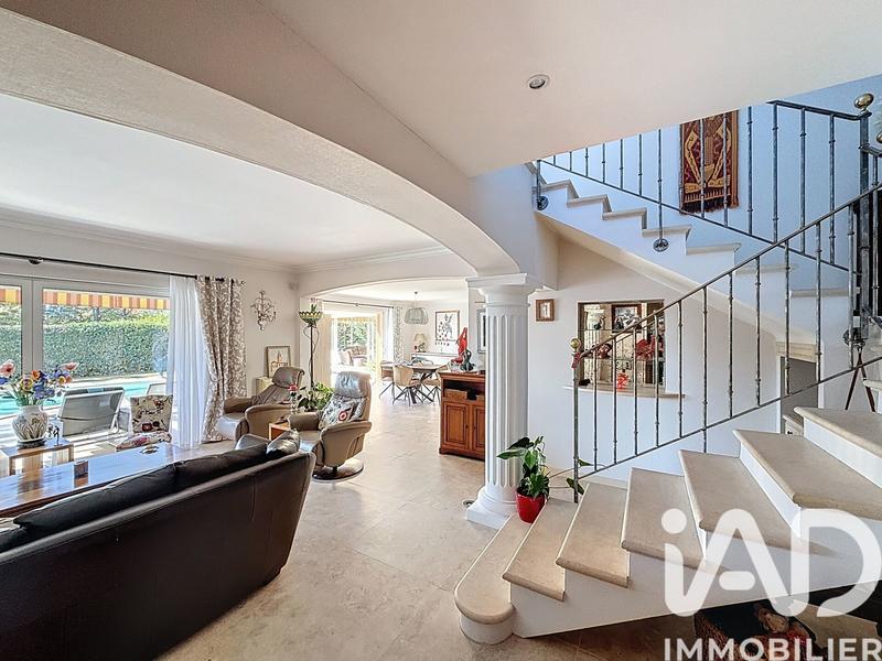 Maison - 178 m² - 4 pièces