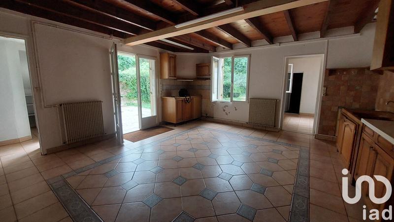 Maison - 224 m² - 7 pièces