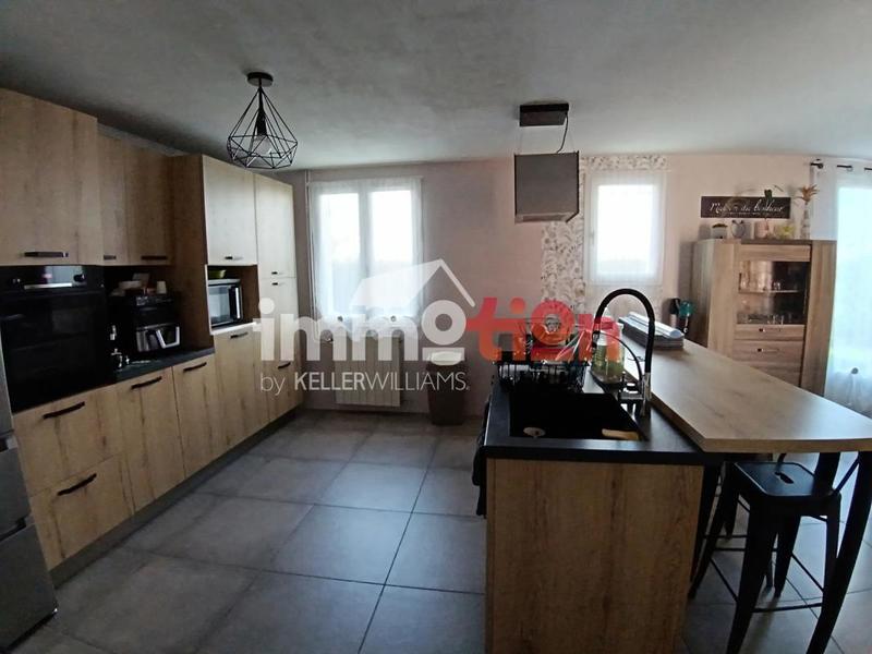 Maison - 96 m² - 4 pièces