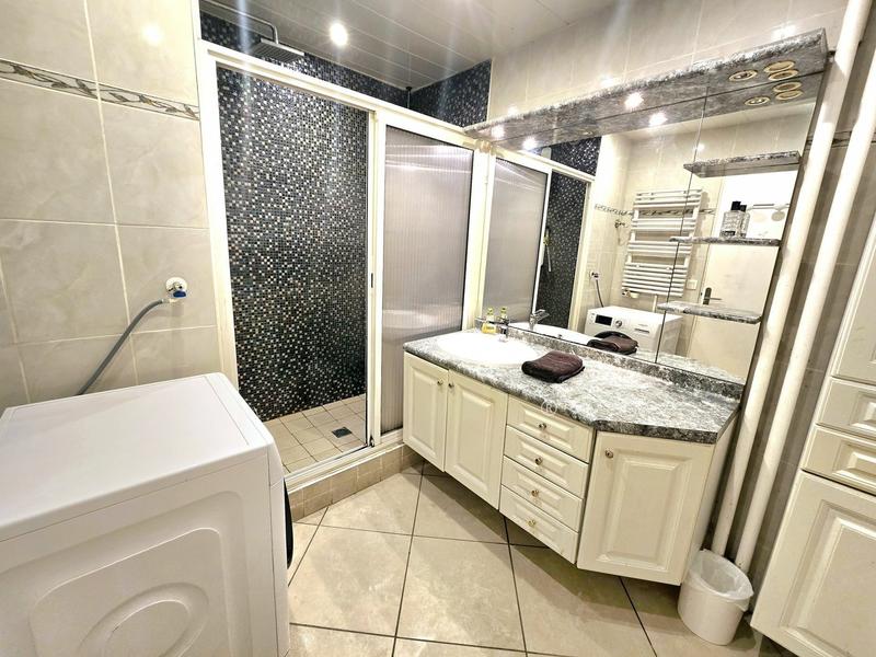 Appartement - 86 m² - 5 pièces