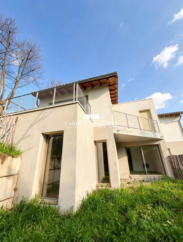 Maison contemporaine - 109 m² - 5 pièces