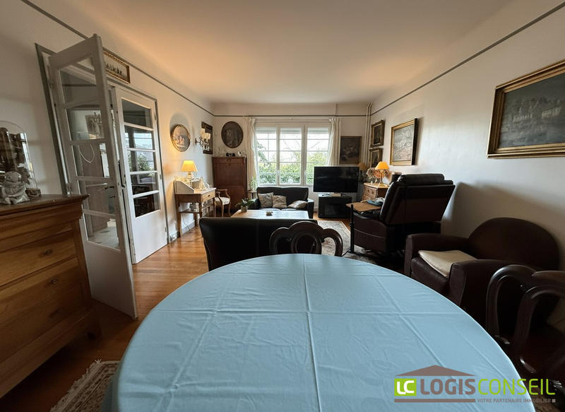 Maison traditionnelle - 107 m² - 5 pièces