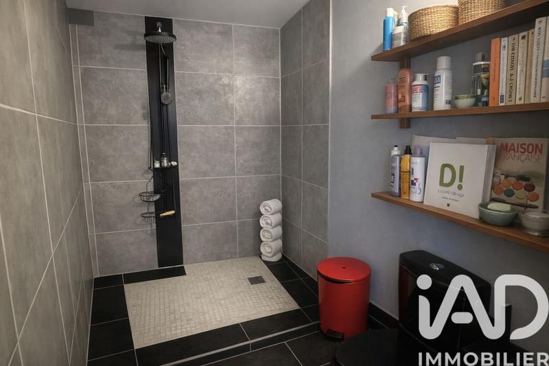 Maison - 245 m² - 4 pièces