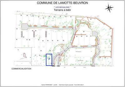 Terrain constructible - 690 m²