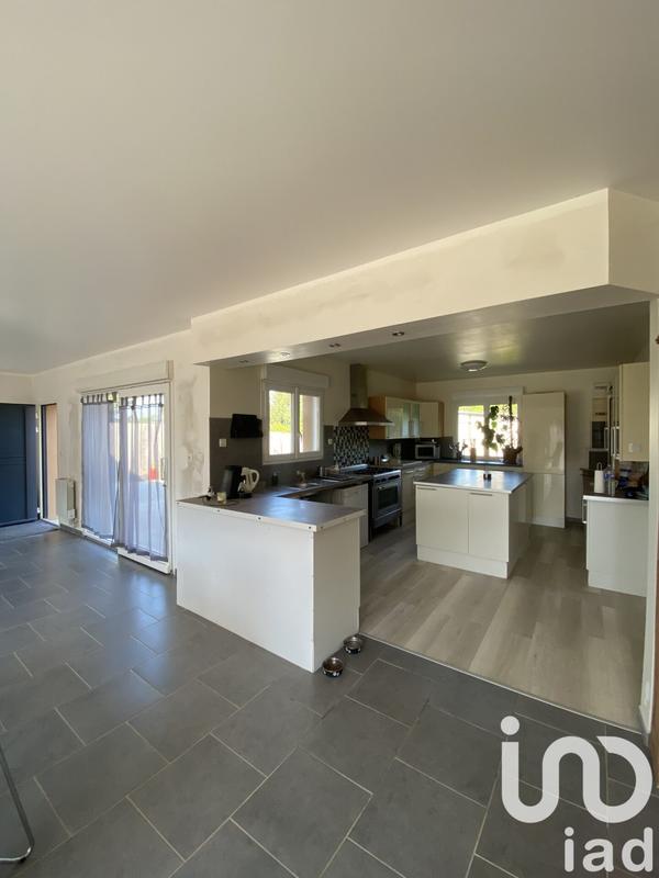 Maison - 218 m² - 5 pièces