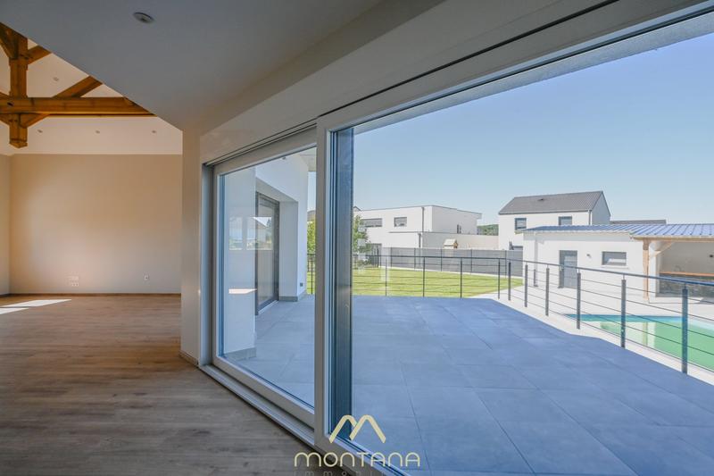 Maison - 189 m² - 6 pièces