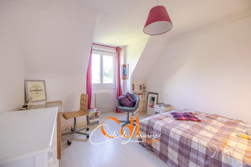 Maison - 167 m² - 7 pièces