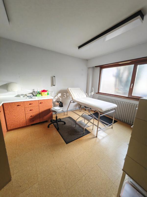 Maison - 293 m² - 12 pièces