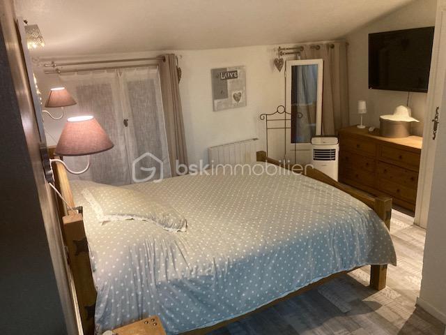 Maison de village - 180 m² - 8 pièces