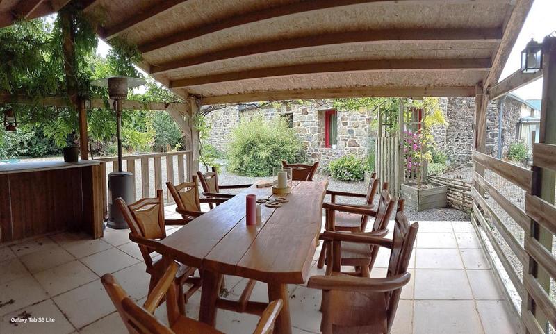 Maison - 274 m² - 8 pièces