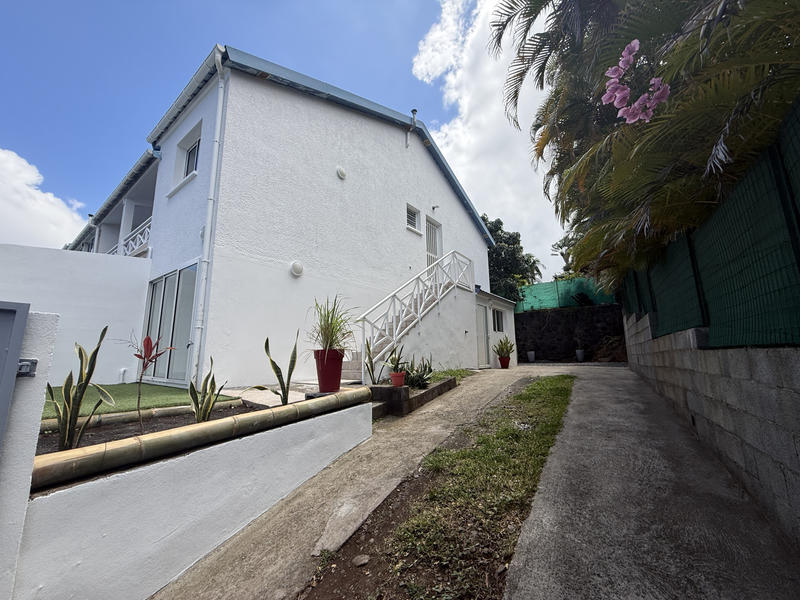 Appartement - 104 m² - 6 pièces