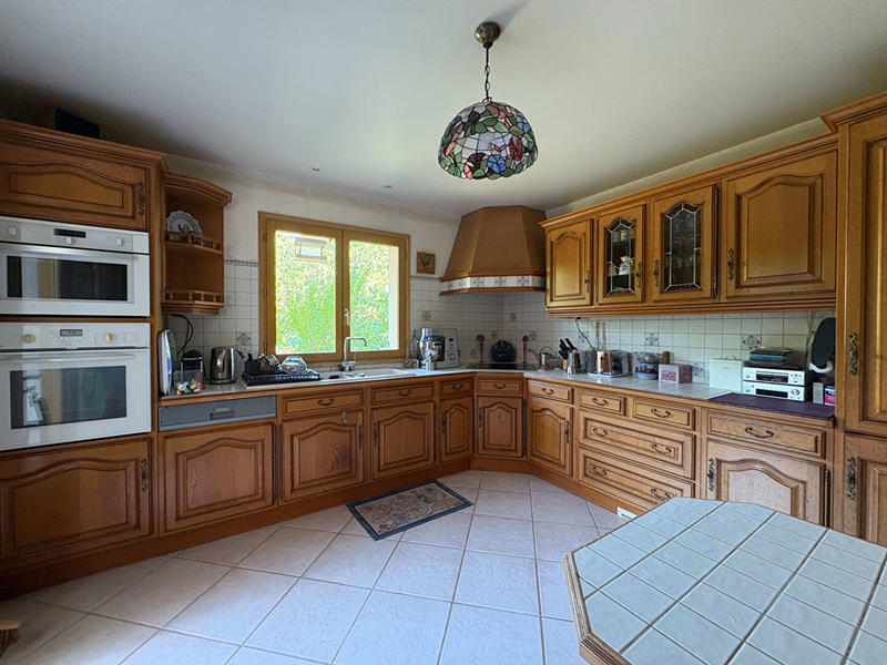 Maison - 197 m² - 8 pièces