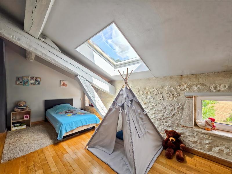 Demeure - 400 m² - 7 pièces