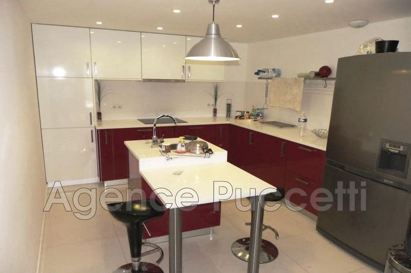 Appartement - 94 m² - 3 pièces