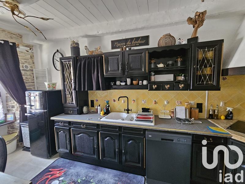 Maison - 313 m² - 9 pièces