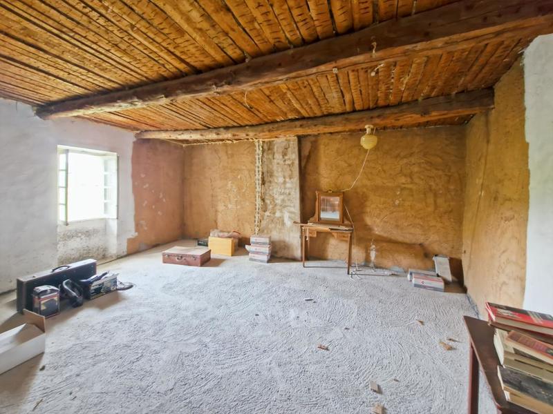 Maison en pierre - 200 m² - 5 pièces