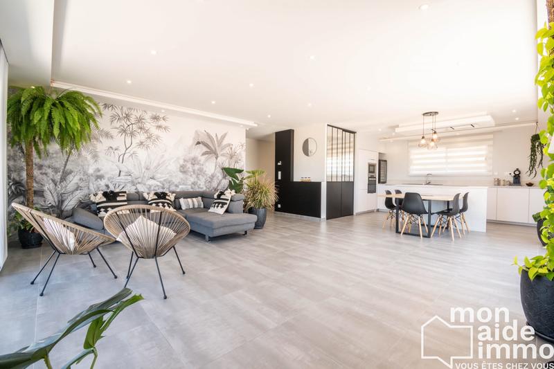 Maison - 130 m² - 5 pièces