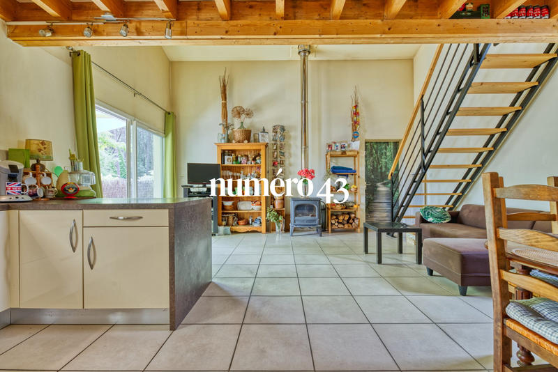 Maison - 100 m² - 4 pièces