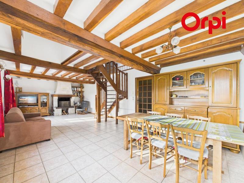 Maison - 102 m² - 4 pièces