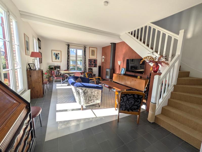 Maison - 110 m² - 6 pièces