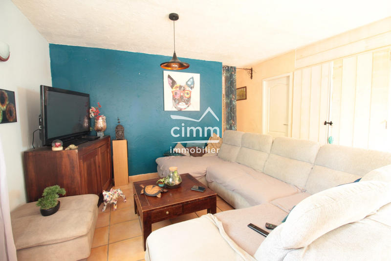 Villa - 100 m² - 5 pièces