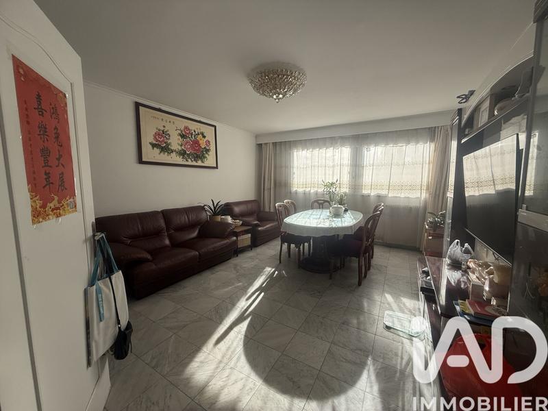 Appartement - 104 m² - 5 pièces