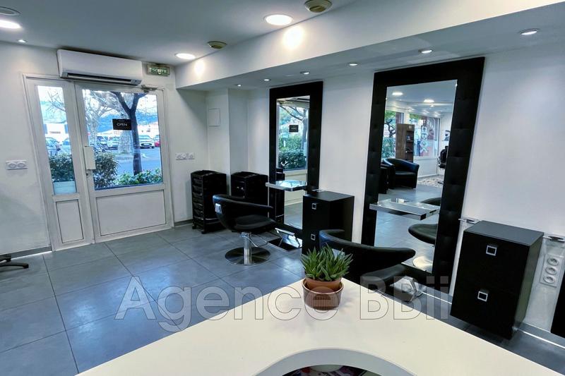 Fonds de commerce - Magasins - 50 m²