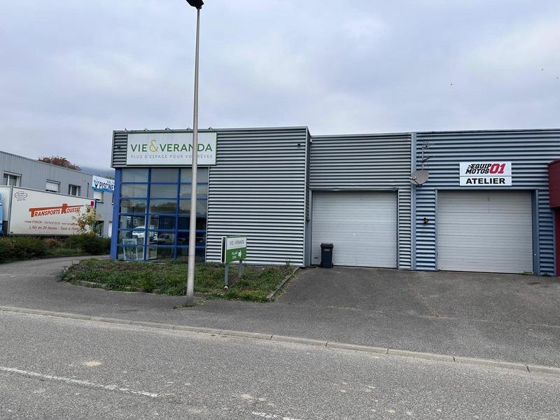 Local commercial - 270 m² - 3 pièces