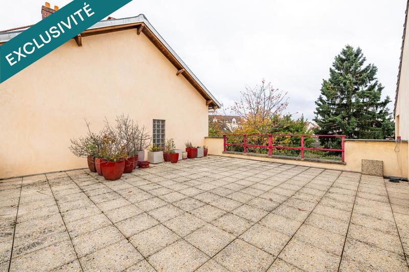 Maison - 181 m² - 6 pièces