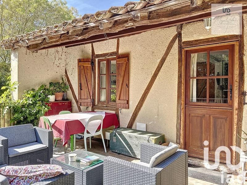 Maison - 200 m² - 10 pièces