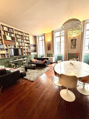 Appartement - 170 m² - 3 pièces