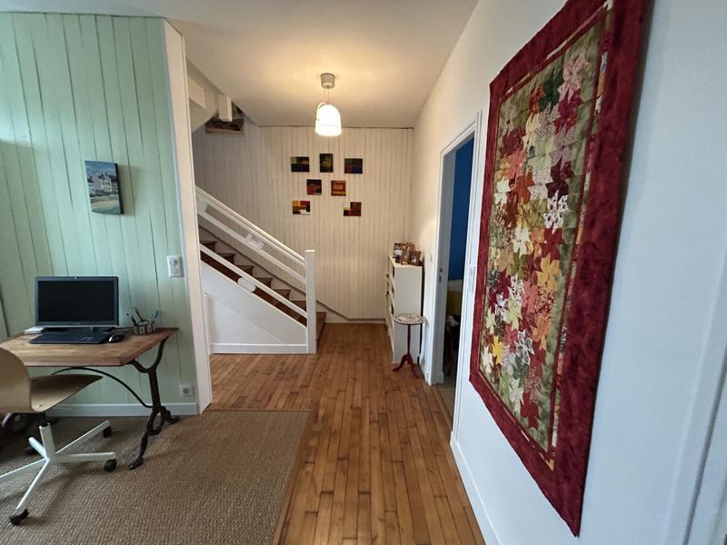 Maison - 205 m² - 7 pièces