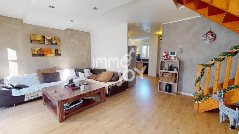 Maison - 83 m² - 4 pièces