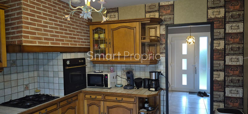 Maison - 100 m² - 9 pièces