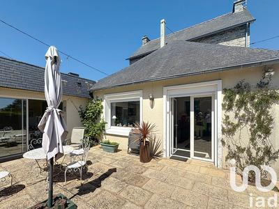 Maison - 138 m² - 9 pièces